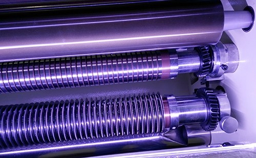 哪些原因?qū)е路智袡C跑軸情況的？